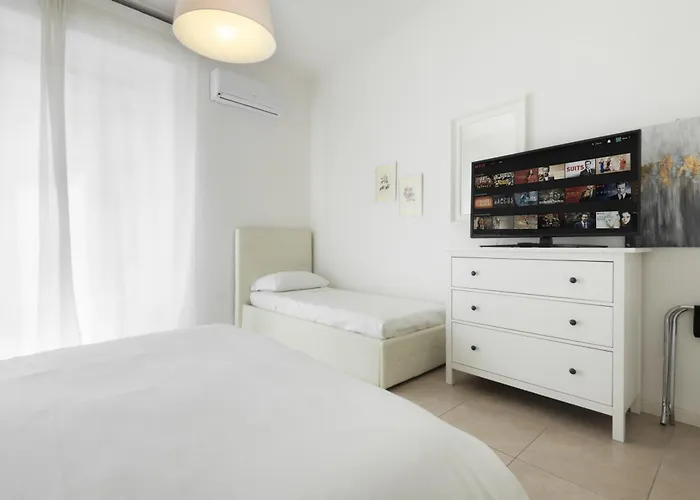 Deluxe Home Verona